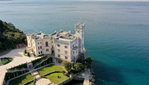 Herrschaftliche Anwesen zwischen Alpen und Meer – Von Kärnten bis zur Adria